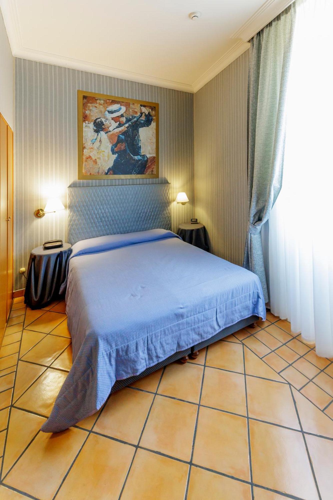 Hotel Lirico Roma Esterno foto