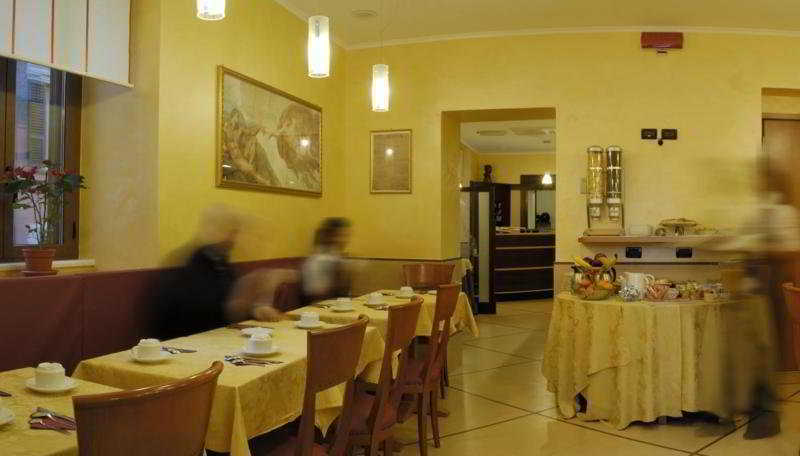 Hotel Lirico Roma Esterno foto
