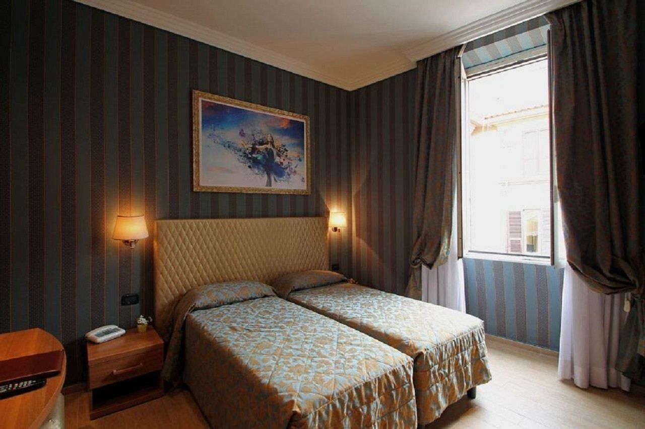 Hotel Lirico Roma Esterno foto
